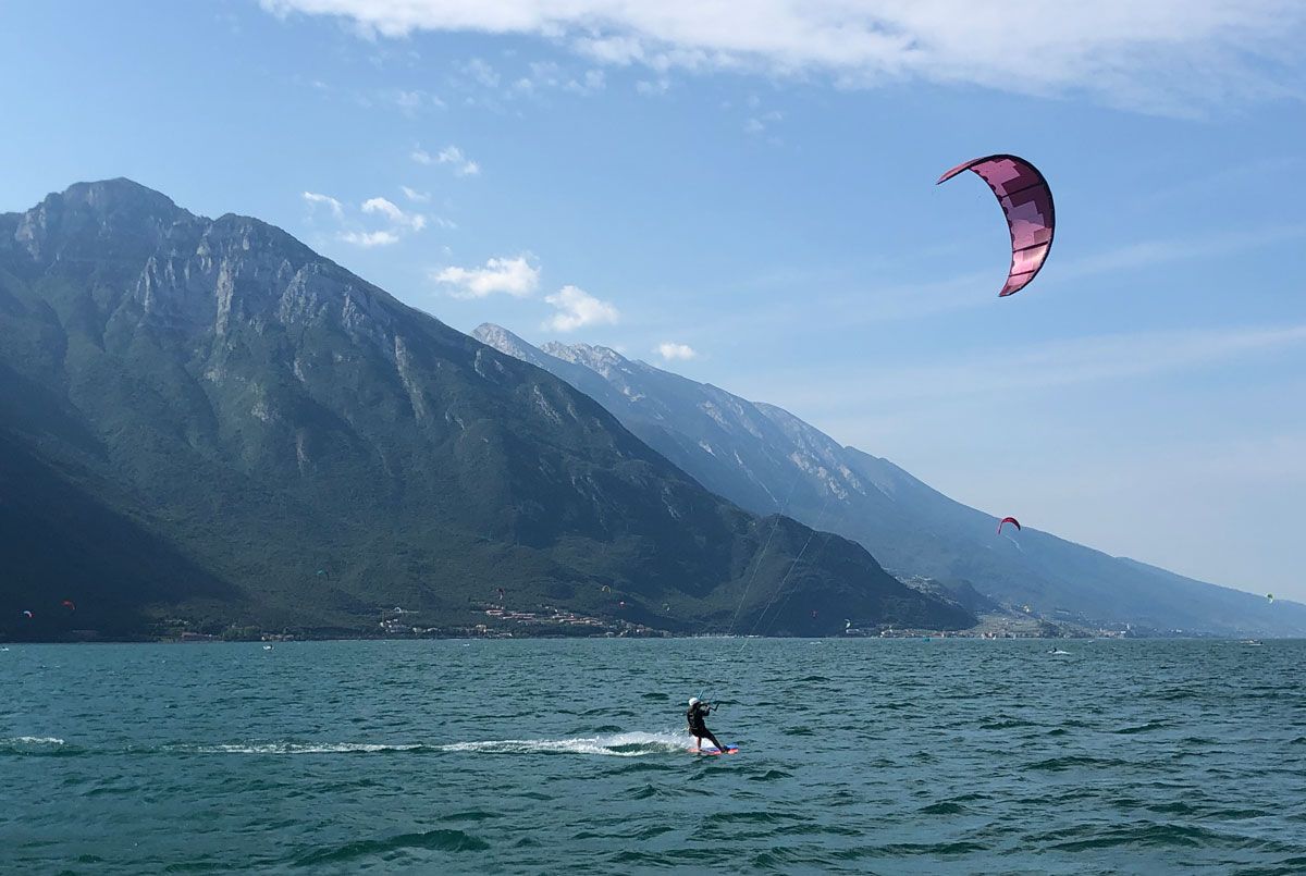 Hoferboard & Kitesurf am Gardasee